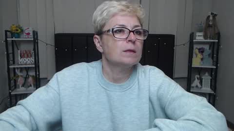 Snapshot of emiliagree chatting on 10, 10, 2025 EmiliaGree online show from 10, 10, 2025
