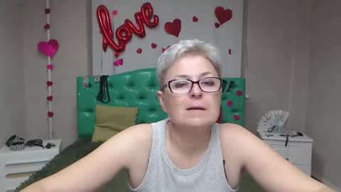 Snapshot of emiliagree chatting on 15, 10, 2025 EmiliaGree online show from 15, 10, 2025
