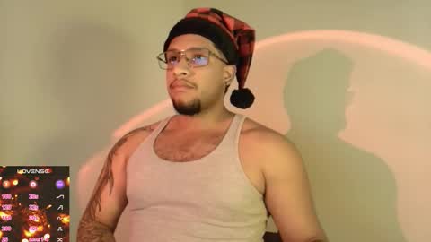 Snapshot of emiliano_noir chatting on 20, 12, 2025 EMILIANO NOIR online show from 20, 12, 2025