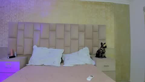 EmiliaRose online show from 18, 2, 2025