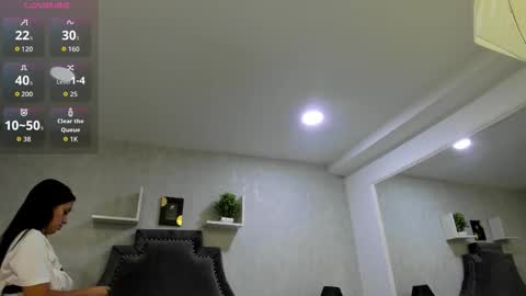 EmiliaRose online show from 19, 10, 2025