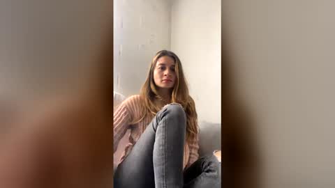 Snapshot of emilie_gegi chatting on 8, 2, 2026 Emilie online show from 8, 2, 2026