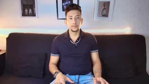 Snapshot of emiliocum_24 chatting on 23, 6, 2026 EMILIOCUM online show from 23, 6, 2026