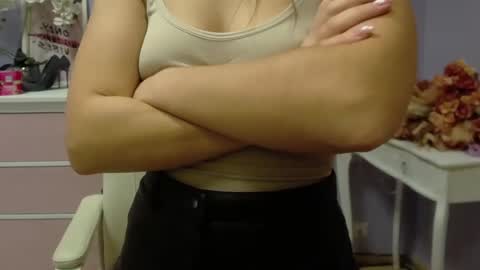 Snapshot of emilly_lust99 chatting on 2, 1, 2025 Emilly online show from 2, 1, 2025