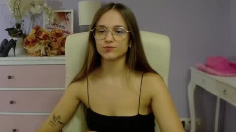 Snapshot of emilly_lust99 chatting on 17, 2, 2025 Emilly online show from 17, 2, 2025