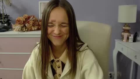 Snapshot of emilly_lust99 chatting on 30, 9, 2025 Emilly online show from 30, 9, 2025