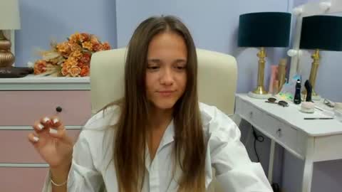 Snapshot of emilly_lust99 chatting on 30, 6, 2026 Emilly online show from 30, 6, 2026