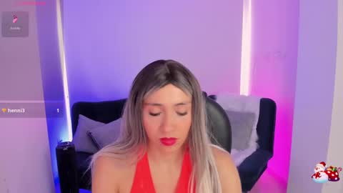 Snapshot of emilly_smith_1 chatting on 10, 9, 2025 Emily online show from 10, 9, 2025