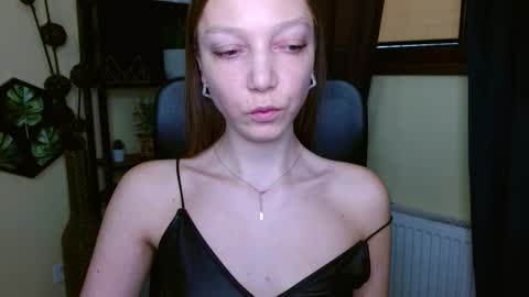 Emilly online show from 27, 2, 2026