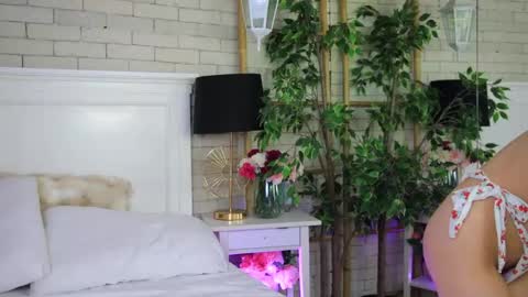 Snapshot of emillybronte chatting on 8, 6, 2026 EMMA online show from 8, 6, 2026