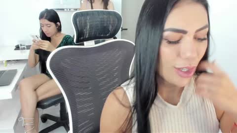 Emilly  online show from 10, 1, 2025