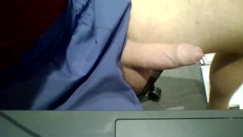 Snapshot of emilmirror chatting on 4, 11, 2025 emilmirror online show from 4, 11, 2025