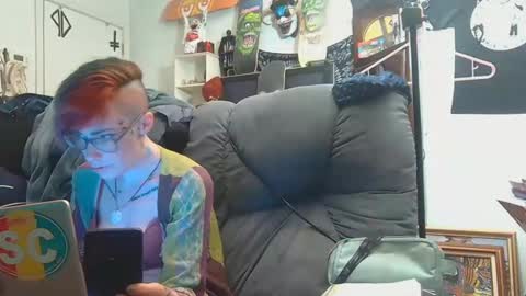 Emily Love online show from 25, 9, 2025