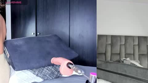 Emily online show from 16, 4, 2026