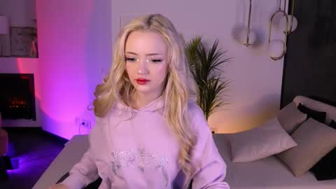 Emily online show from 13, 11, 2025