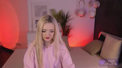 Emily online show from 4, 12, 2025