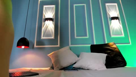 Snapshot of emily_ariaszc chatting on 1, 3, 2025 Emily online show from 1, 3, 2025