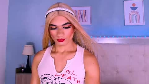 Snapshot of emily_castillo1_ chatting on 23, 9, 2025 emily_castillo1_ online show from 23, 9, 2025