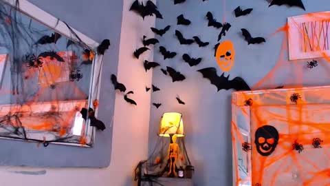 Snapshot of emily_castillo1_ chatting on 22, 10, 2025 emily_castillo1_ online show from 22, 10, 2025