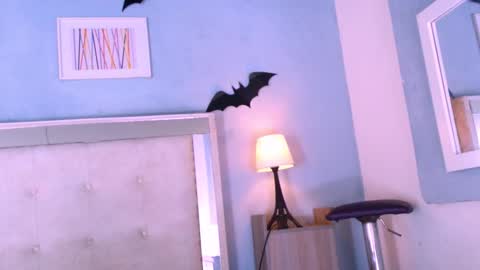 Snapshot of emily_castillo1_ chatting on 5, 12, 2025 emily_castillo1_ online show from 5, 12, 2025