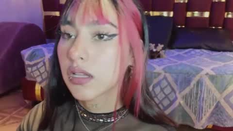 Snapshot of emily_fox_3 chatting on 6, 3, 2025 emily fox 3 online show from 6, 3, 2025