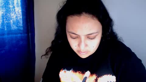 Snapshot of emily_galvis chatting on 19, 12, 2025 online show from 19, 12, 2025