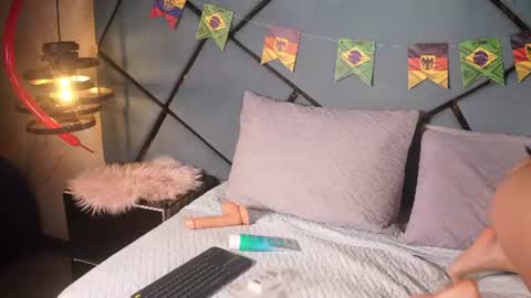 emily_greco online show from 19, 6, 2026