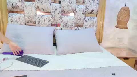 emily_greco online show from 8, 7, 2026
