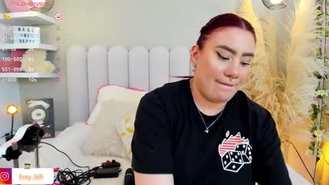 EMILY   Monday 5-2 am From Tuesday to Friday5-1 am Colombia time online show from 9, 1, 2025