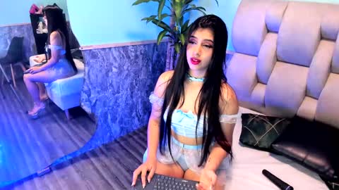 Snapshot of emily_jones3 chatting on 13, 2, 2025 Emily online show from 13, 2, 2025