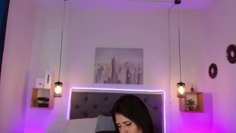 Snapshot of emily_leinn chatting on 10, 1, 2025 E M I L Y online show from 10, 1, 2025