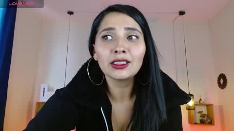Snapshot of emily_leinn chatting on 16, 2, 2025 E M I L Y online show from 16, 2, 2025