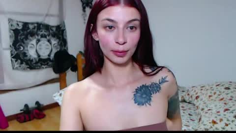Snapshot of emily_mckey chatting on 9, 5, 2026 Emily online show from 9, 5, 2026