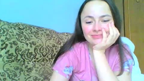 Snapshot of emily_morning_dew chatting on 2, 1, 2025 emily_morning_dew online show from 2, 1, 2025