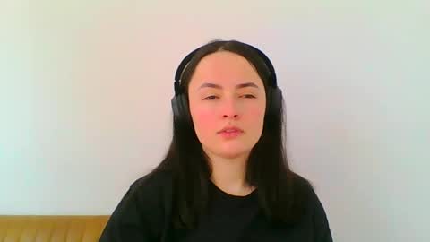 Snapshot of emily_morning_dew chatting on 21, 1, 2025 emily_morning_dew online show from 21, 1, 2025