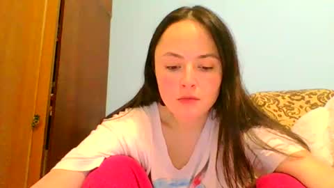 Snapshot of emily_morning_dew chatting on 11, 2, 2025 emily_morning_dew online show from 11, 2, 2025