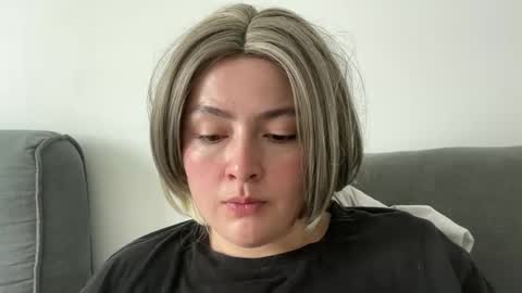 emily_morning_dew online show from 3, 6, 2026