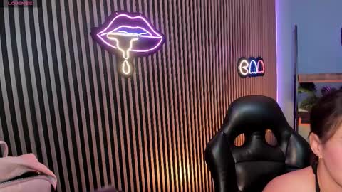 Emily  online show from 4, 12, 2025