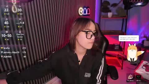 Emily  online show from 14, 12, 2025