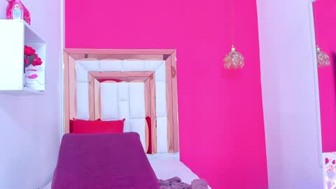 Snapshot of emily_sexy3 chatting on 5, 2, 2025 Emily online show from 5, 2, 2025