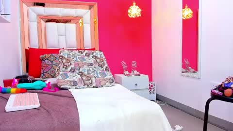 Snapshot of emily_sexy3 chatting on 20, 2, 2025 Emily online show from 20, 2, 2025