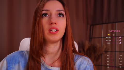 Snapshot of emily_w0w_ chatting on 5, 2, 2025 Lia online show from 5, 2, 2025