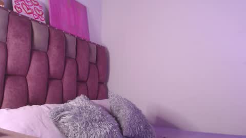 Snapshot of emily_w2 chatting on 13, 3, 2026 emily_w2 online show from 13, 3, 2026