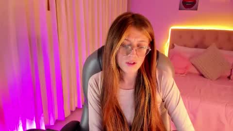 emily_warren__ online show from 30, 3, 2026