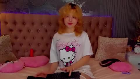 Snapshot of emilyangels chatting on 2, 12, 2025 Baby Emelli online show from 2, 12, 2025