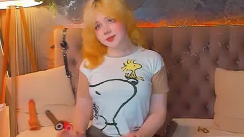 Snapshot of emilyangels chatting on 28, 4, 2026 Baby Emelli online show from 28, 4, 2026