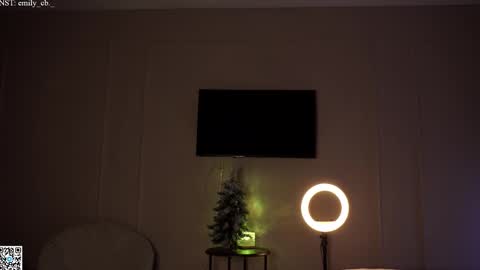 Snapshot of emilybatee chatting on 9, 2, 2025 emilybatee online show from 9, 2, 2025