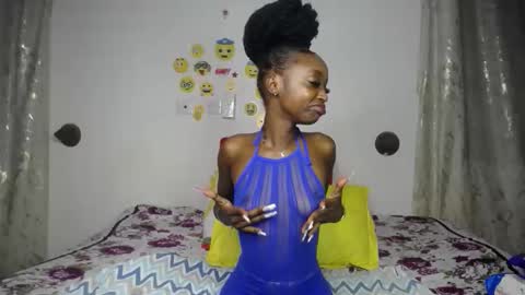 Snapshot of emilybecky chatting on 18, 12, 2025 emilybecky online show from 18, 12, 2025