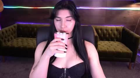 Emy online show from 26, 9, 2025