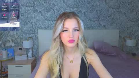 emilydancee online show from 28, 2, 2025